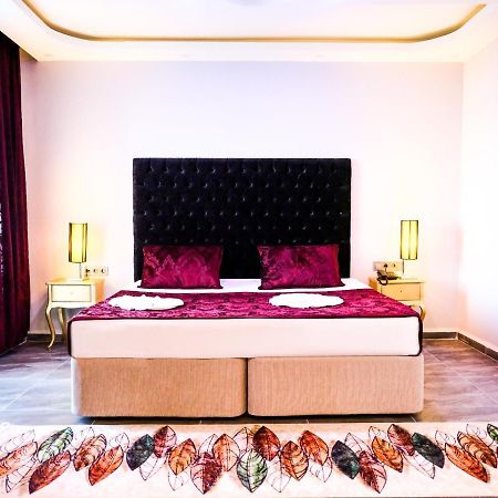 Marine View Hotel 얄로바 외부 사진